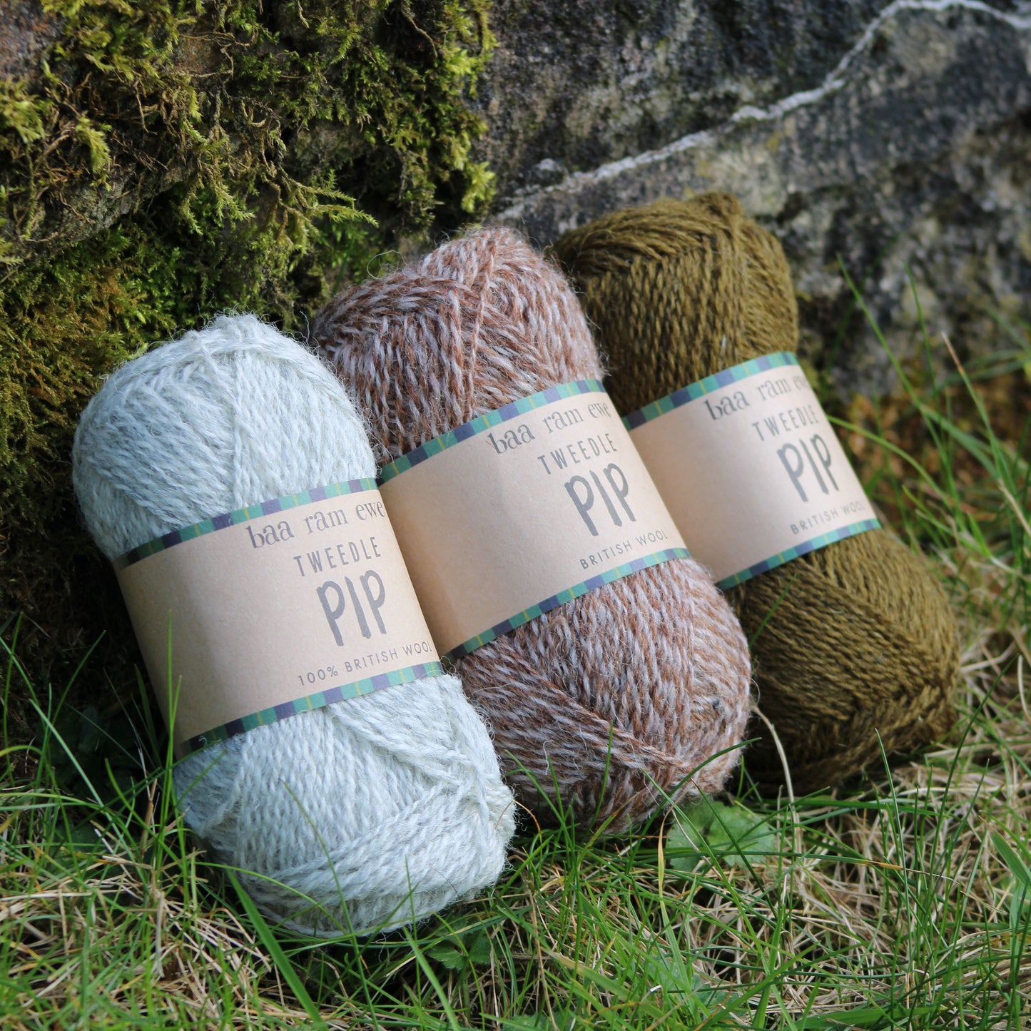 Tweedle Pip 4ply Pack Of 10: 100% British Hand Knitting Wool 25g Ball
